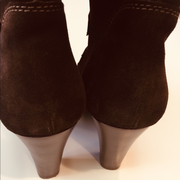 Sofft Chocolate Brown Espresso Suede Boots - 9 - Picture 7 of 8